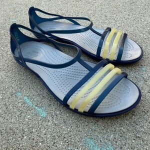 crocs isabella t strap womens size 6 shoes blue yellow  slip on comfort sandals